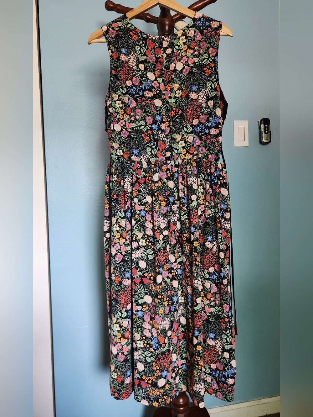 Topshop Black Floral Dress with Floral Blooms - Picture 4 of 5